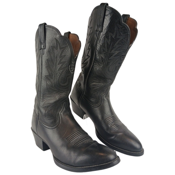 Ariat - Picture 3 of 16